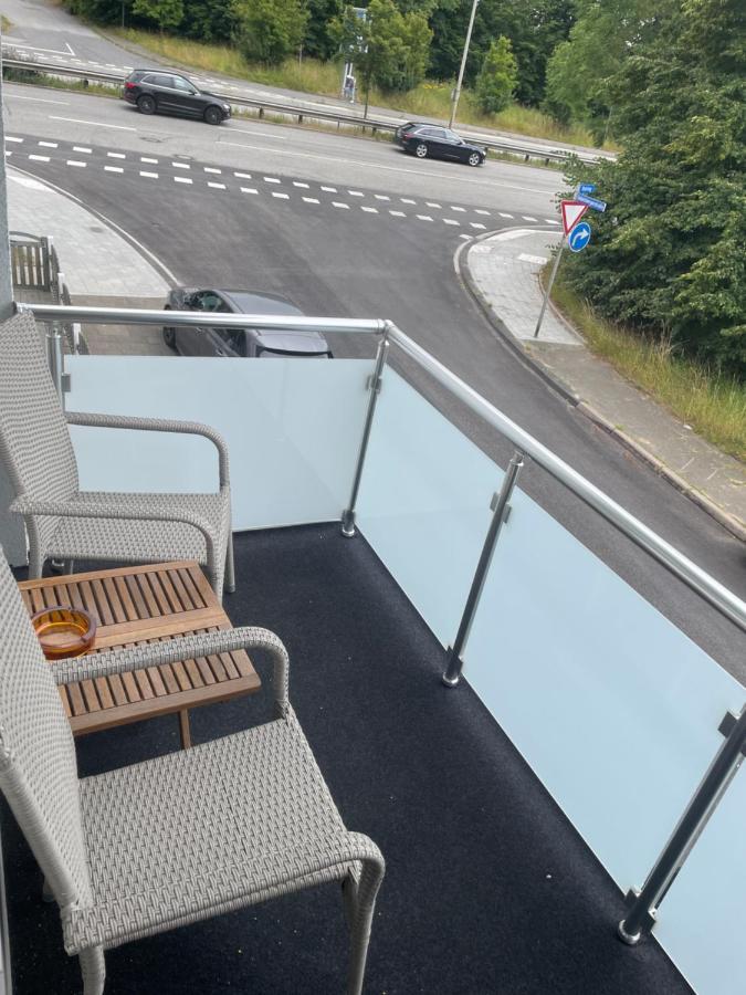 Werftstrasse 9A Apart otel Kiel Dış mekan fotoğraf