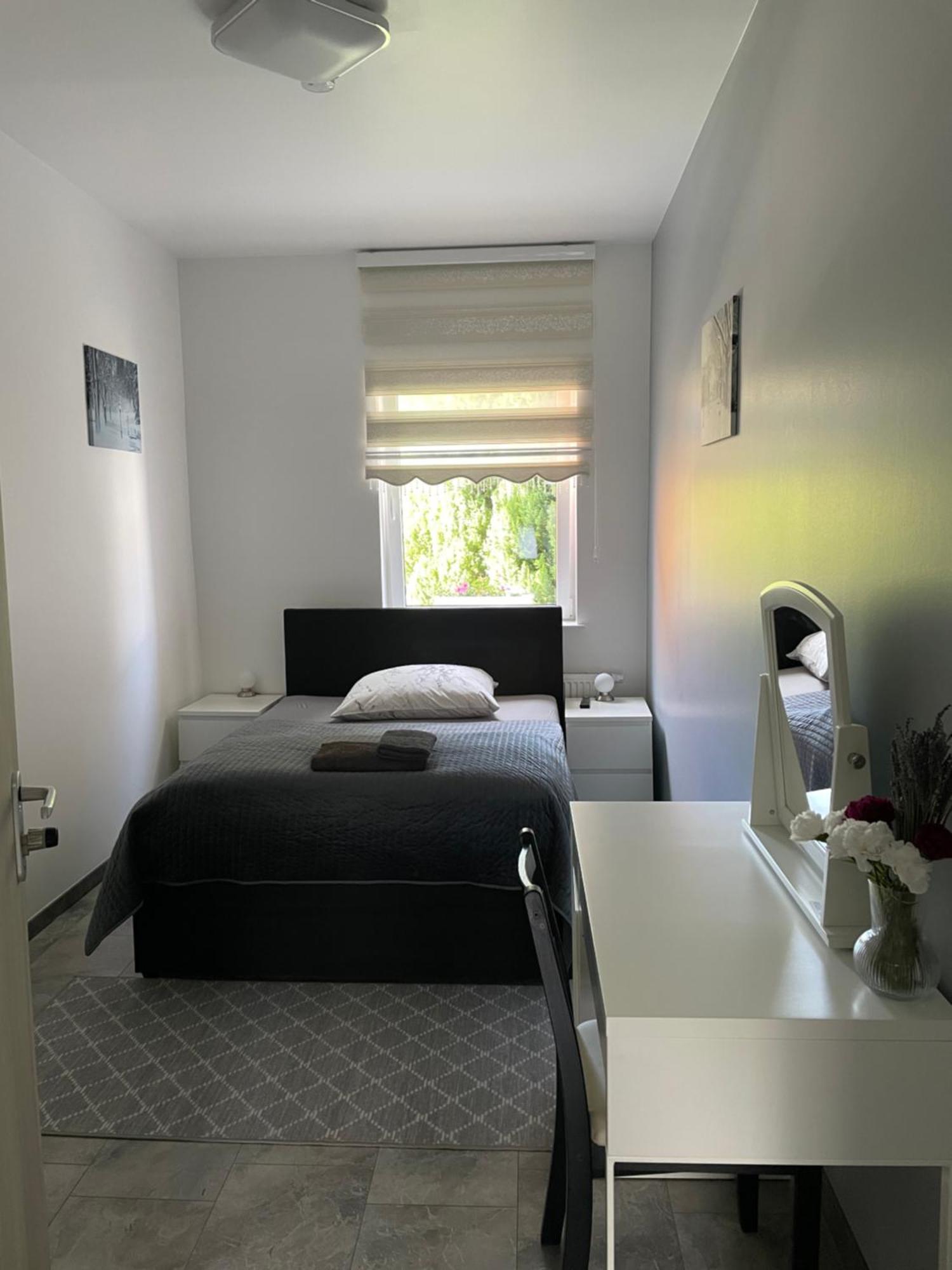 Werftstrasse 9A Apart otel Kiel Dış mekan fotoğraf