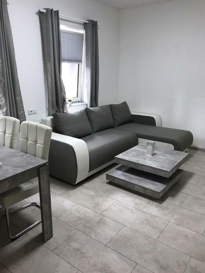 Werftstrasse 9A Apart otel Kiel Dış mekan fotoğraf